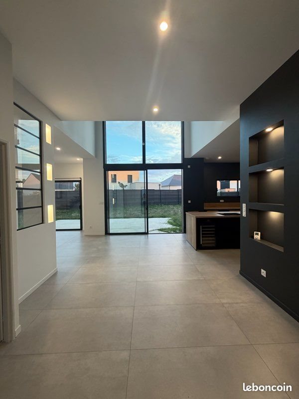 Maison à louer, 150m², Corzé