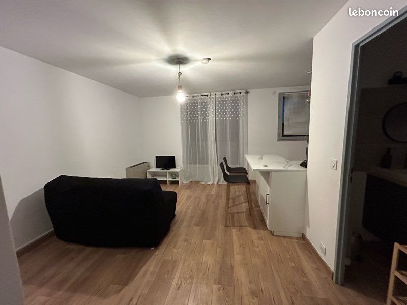 Appartement à louer, 22m², Nîmes
