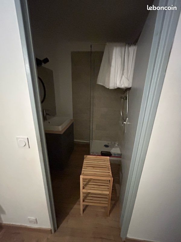 Appartement à louer, 22m², Nîmes