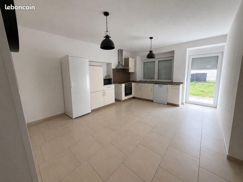 Appartement à louer, 75m², Folkling