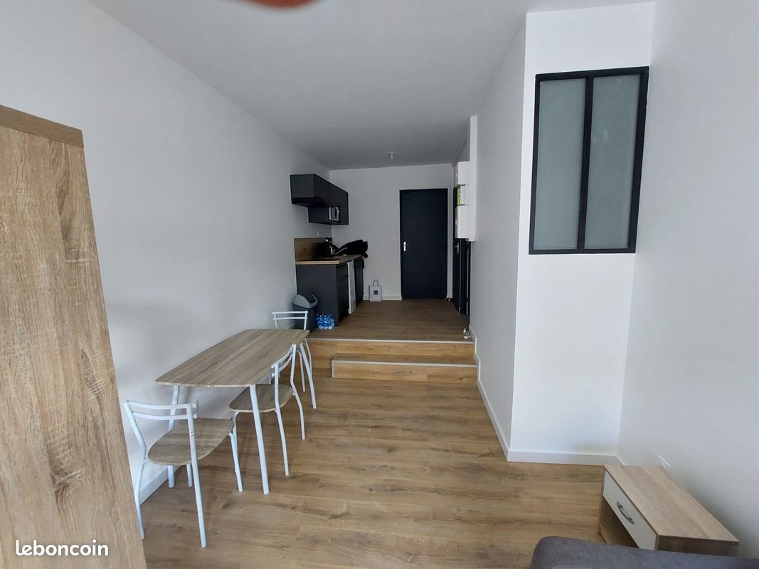 Appartement à louer, 33m², Saint-Etienne