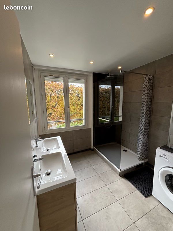 Appartement à louer, 49m², Vaires-sur-Marne