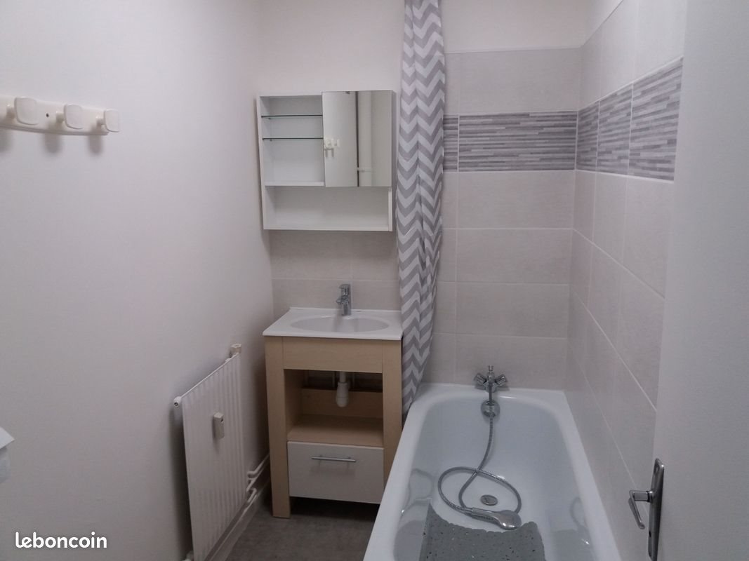 Appartement à louer, 25m², Loos