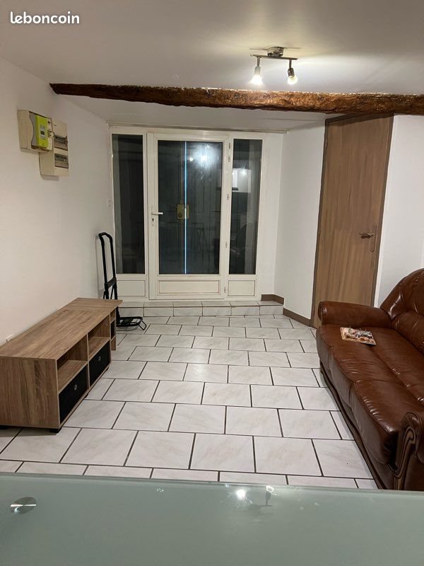 Appartement à louer, 35m², Saint-Maximin-la-Sainte-Baume