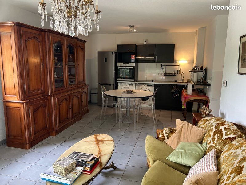 Appartement à vendre, 64m², Saint-Geniès-Bellevue