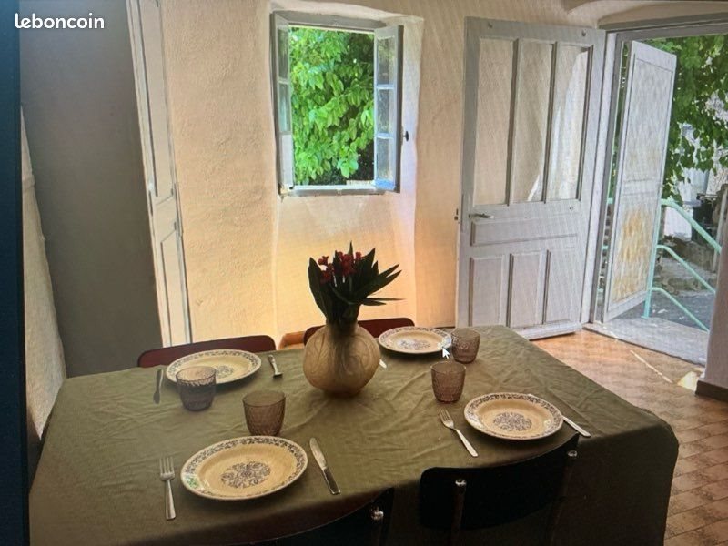 Maison à louer, 50m², Alba-la-Romaine