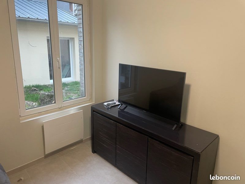 Appartement à louer, 17m², Saint-Max