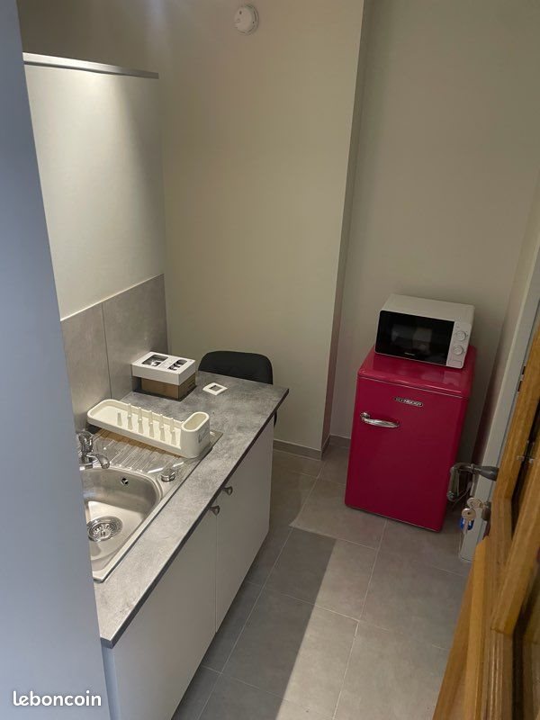 Appartement à louer, 17m², Saint-Max