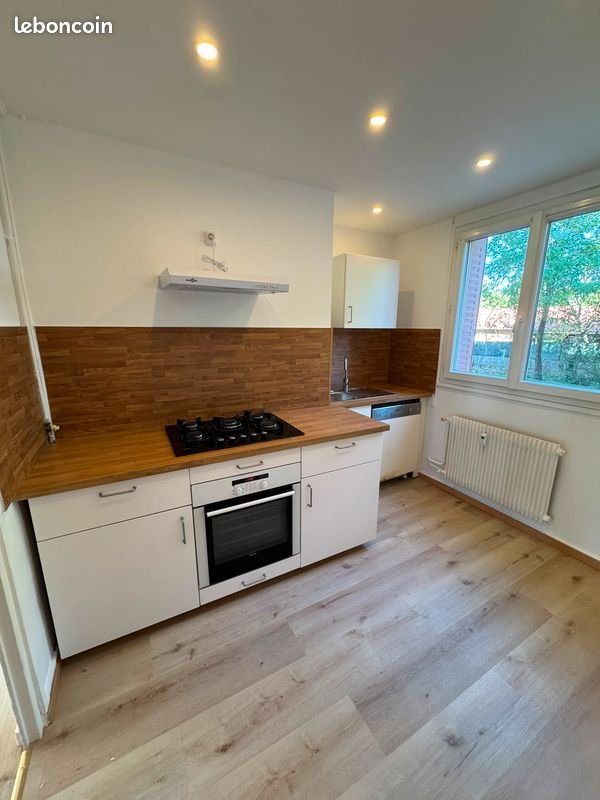Appartement à louer, 53m², Décines-Charpieu