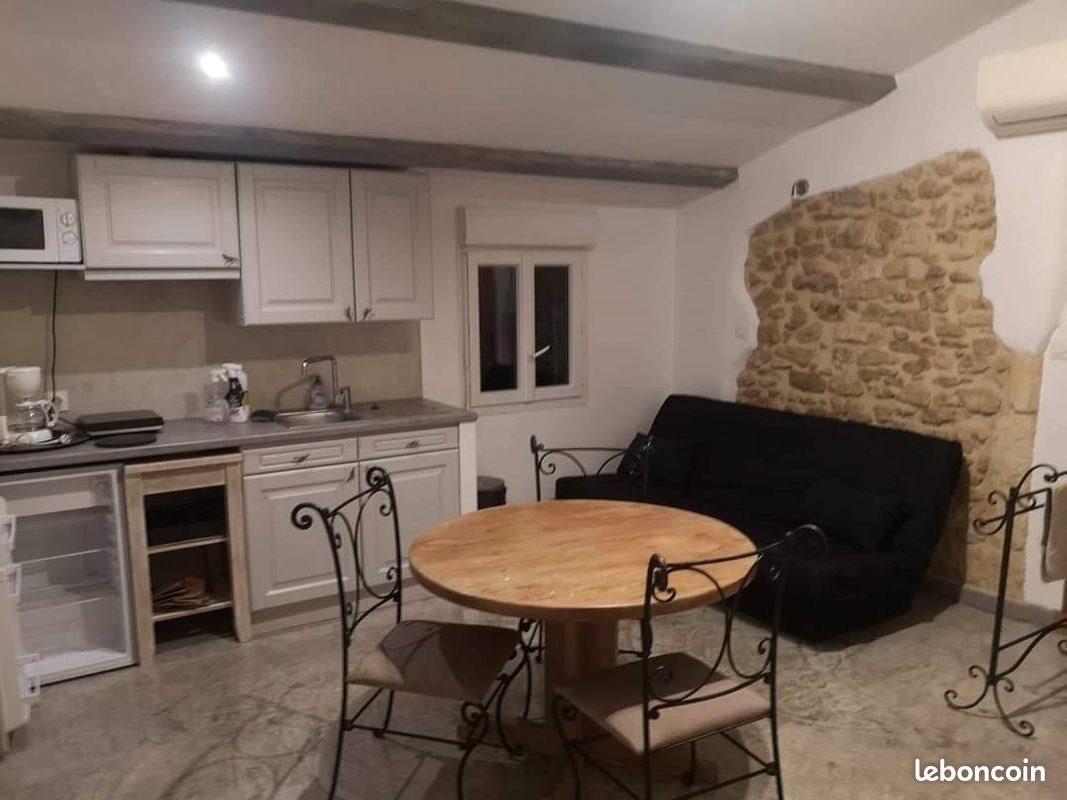 Appartement à louer, 20m², Bollène