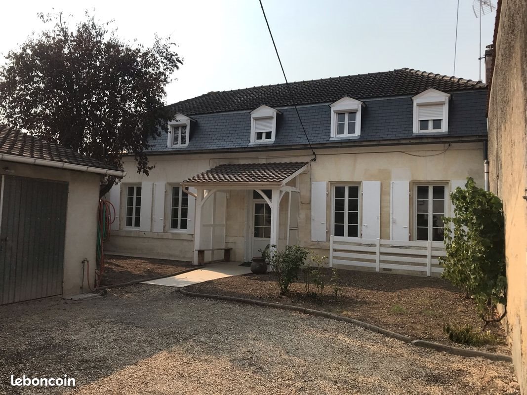 Maison à louer, 120m², Cognac
