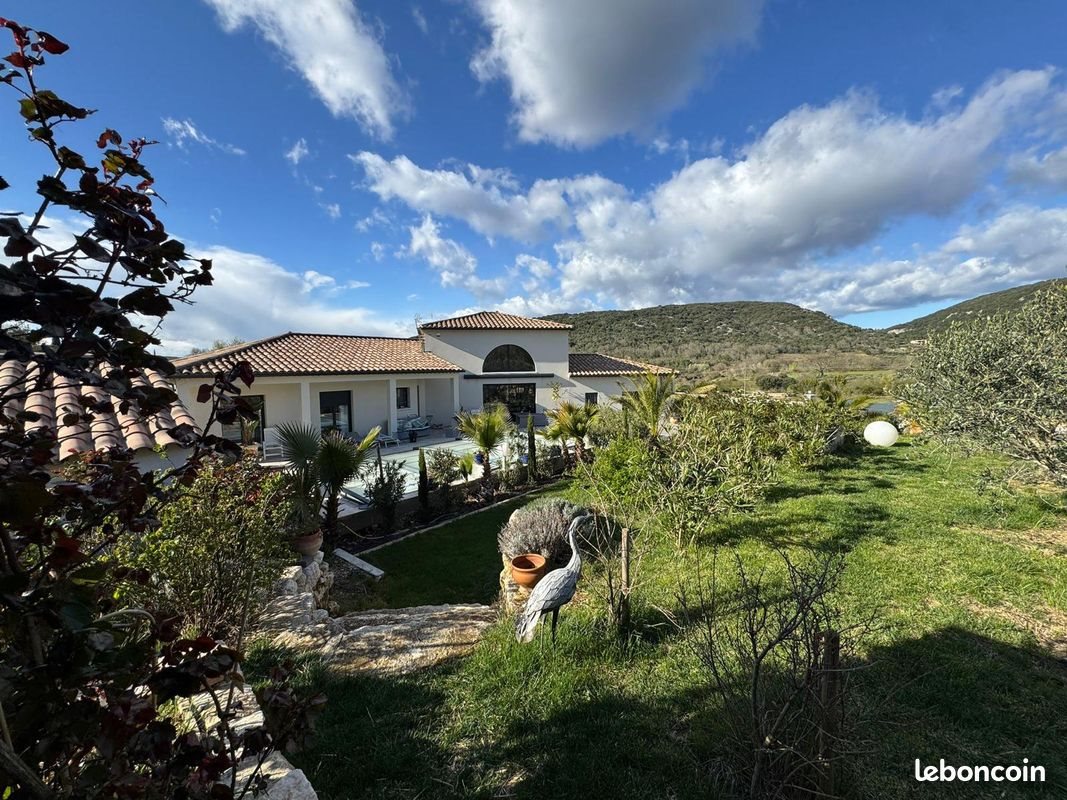 Maison à vendre, 140m², Saint-André-de-Roquepertuis