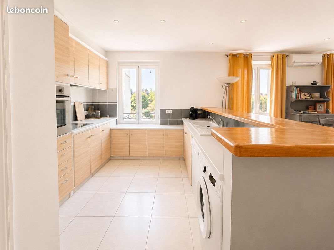 Appartement à louer, 60m², La Môle