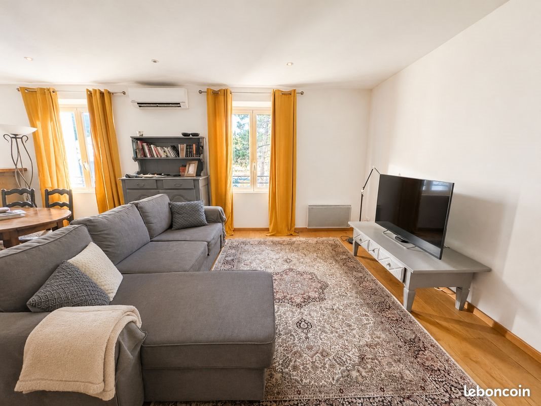 Appartement à louer, 60m², La Môle