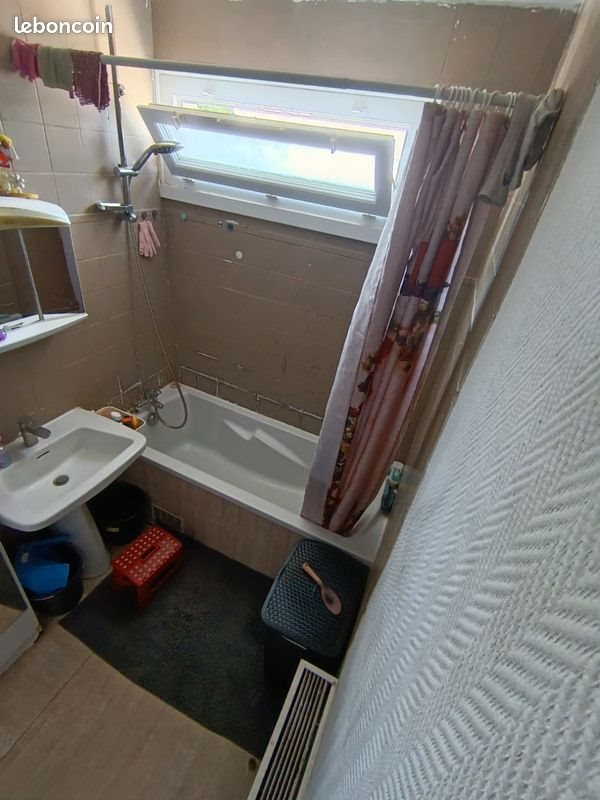 Appartement à louer, 65m², Saint-Jean-de-la-Ruelle