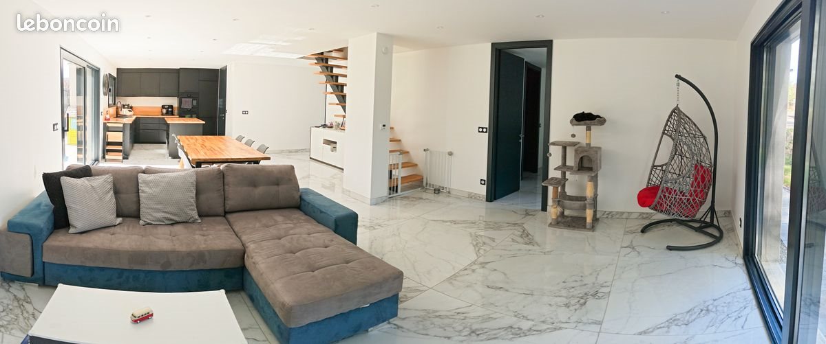 Maison à vendre, 135m², Montferrand-le-Château