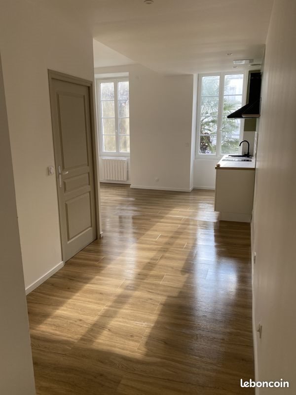 Appartement à louer, 37m², Saint-Jean-d'Angély