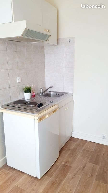 Appartement à louer, 18m², Bron