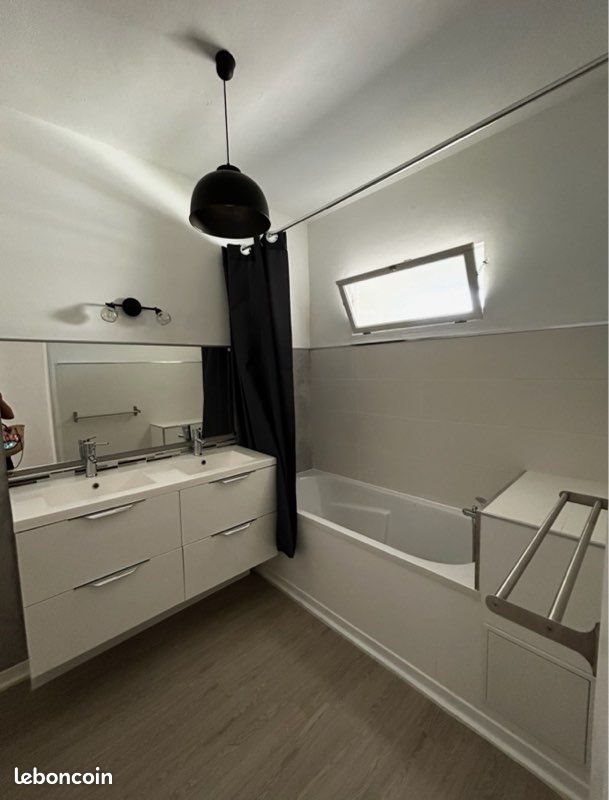 Appartement à louer, 85m², Ajaccio