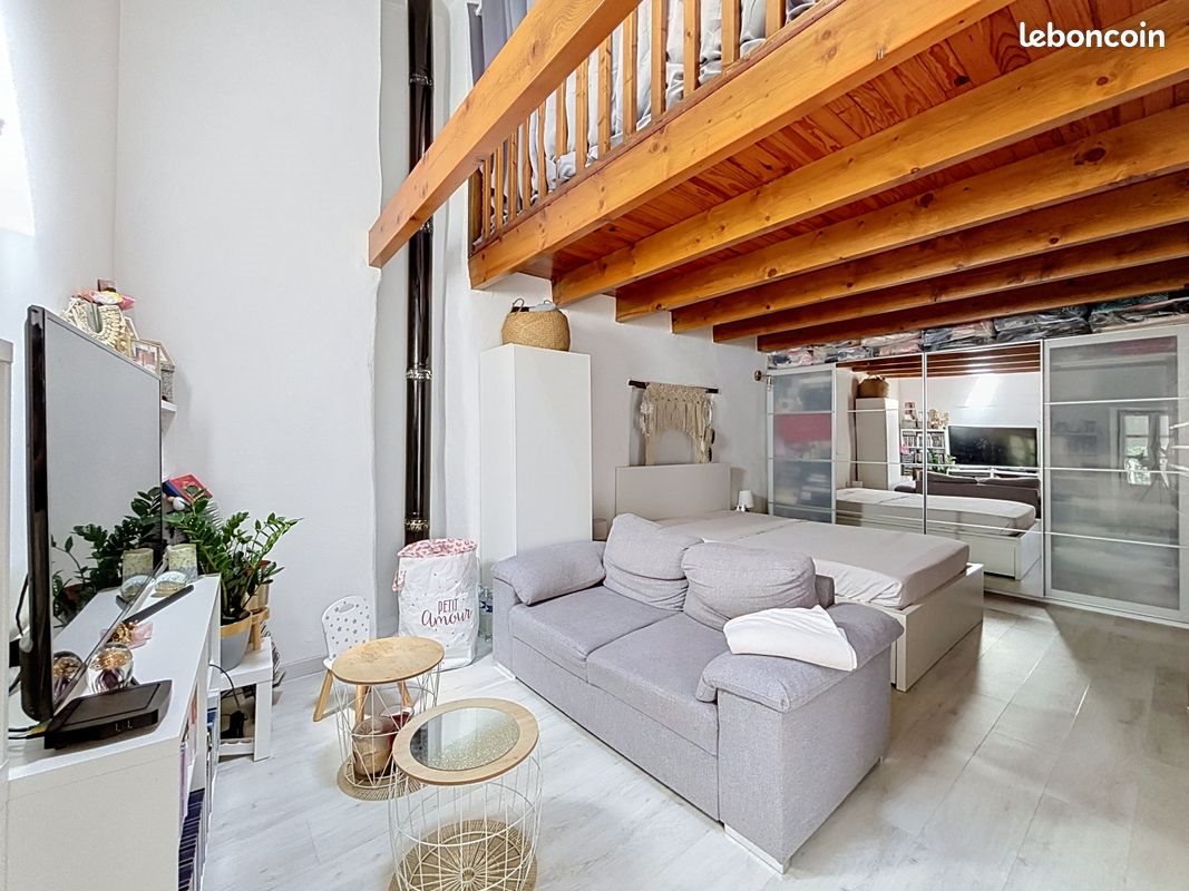 Maison à louer, 58m², Claret