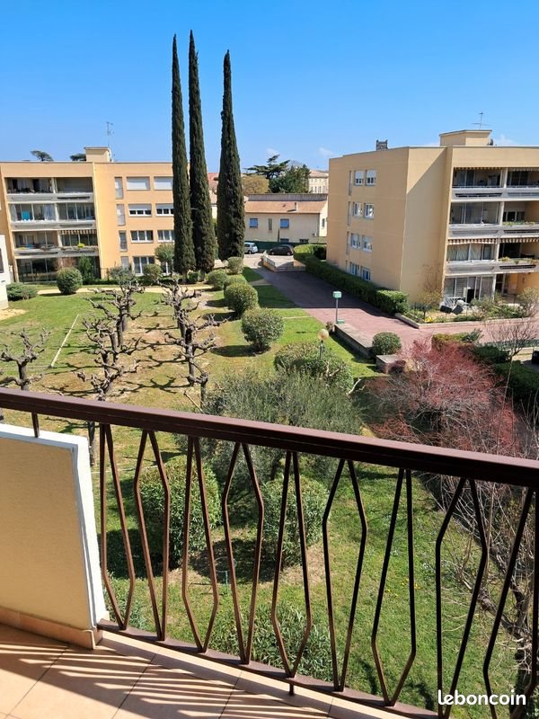 Appartement à vendre, 50m², Pont-Saint-Esprit