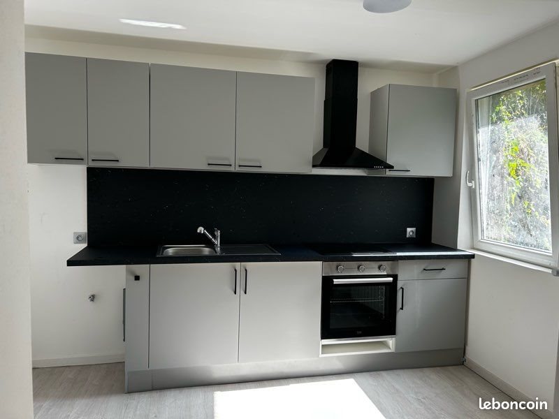 Appartement à louer, 70m², Aubin