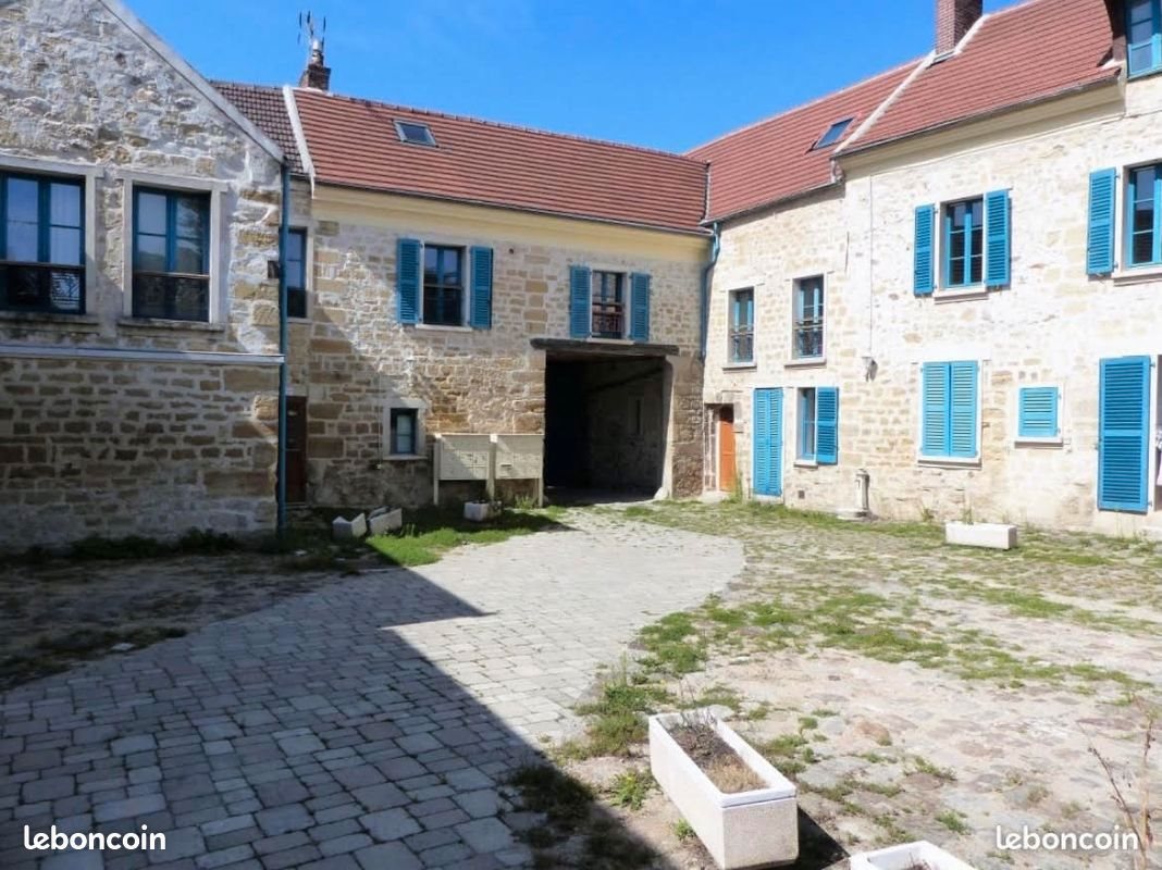 Appartement à louer, 135m², Cergy