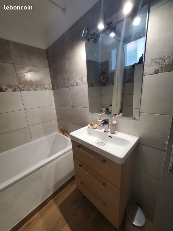 Appartement à louer, 80m², Orange
