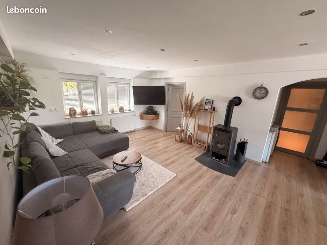 Appartement à louer, 70m², Epping