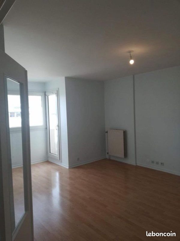 Appartement à louer, 48m², Montigny-le-Bretonneux