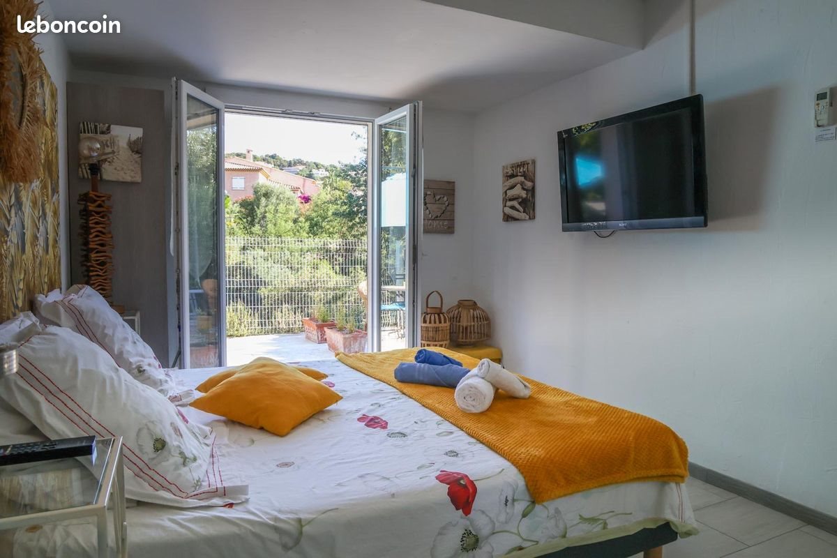 Appartement à louer, 30m², Roquebrune-sur-Argens