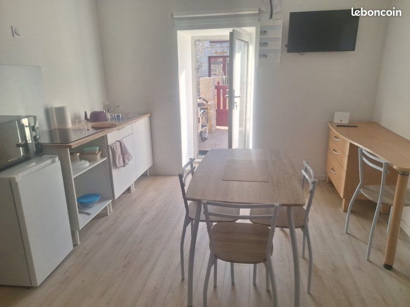 Maison à louer, 20m², Noyal-Pontivy