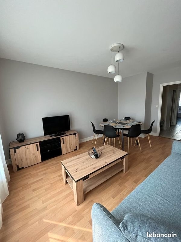 Appartement à louer, 67m², Aurillac