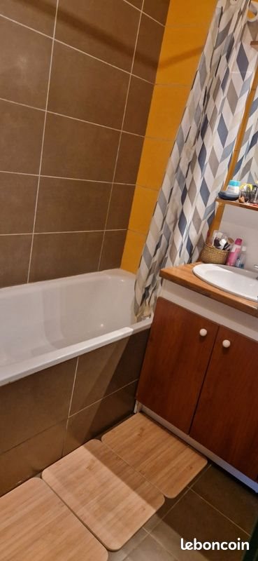 Appartement à louer, 60m², Bassens