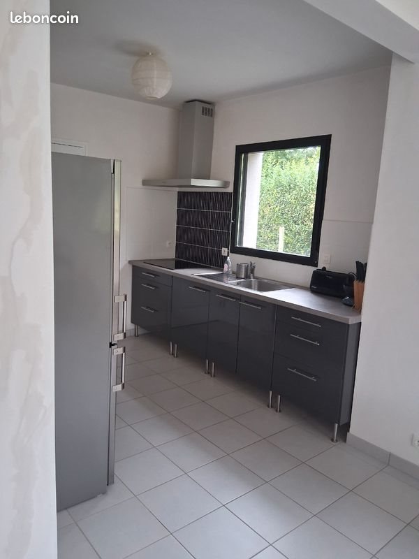 Maison à vendre, 3m², Guissény