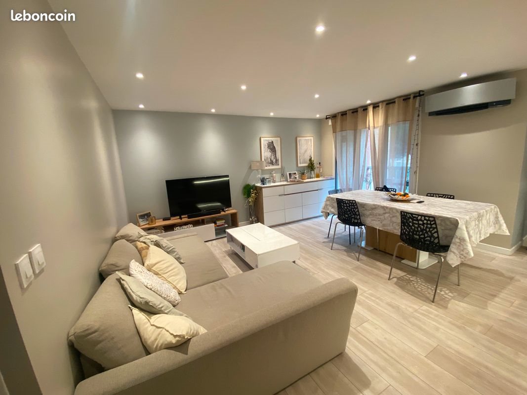 Appartement à vendre, 62m², Fréjus