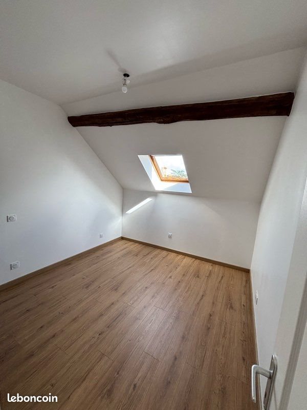 Appartement à louer, 45m², Cluis