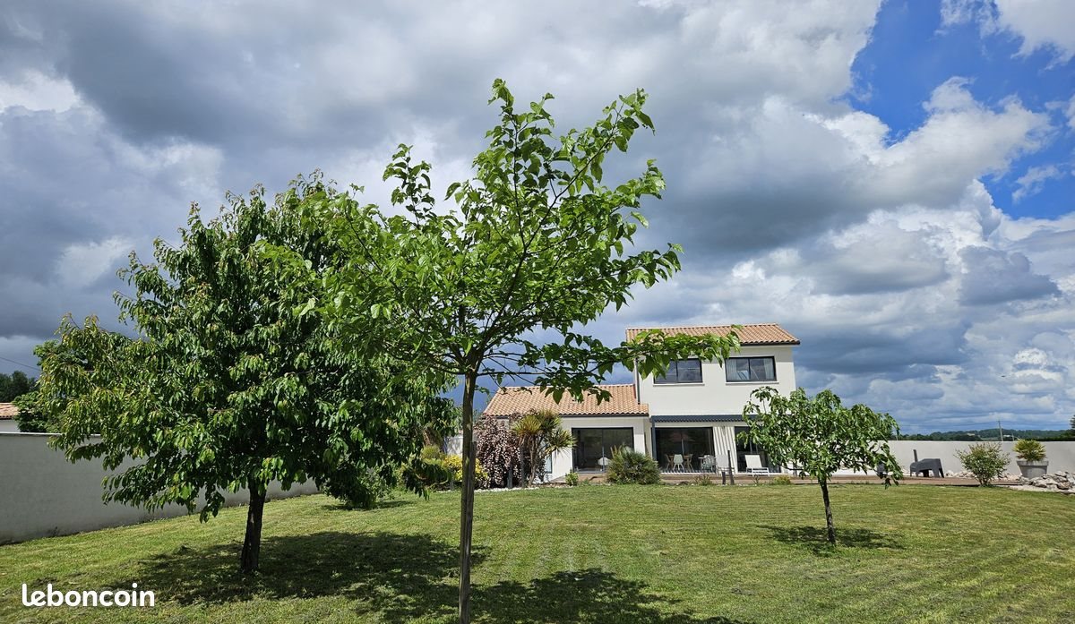 Maison à vendre, 180m², Estancarbon