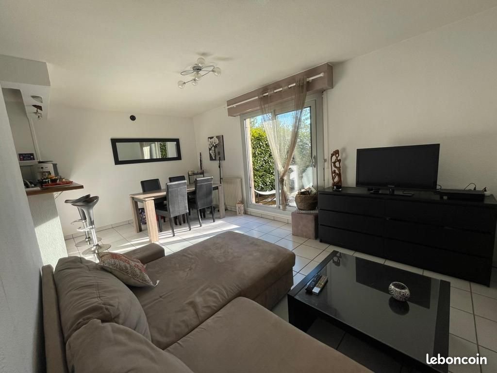 Appartement à louer, 48m², Ferney-Voltaire
