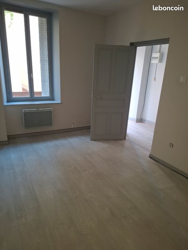 Appartement à louer, 50m², Courpière