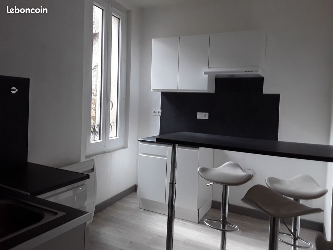 Appartement à louer, 38m², Courpière
