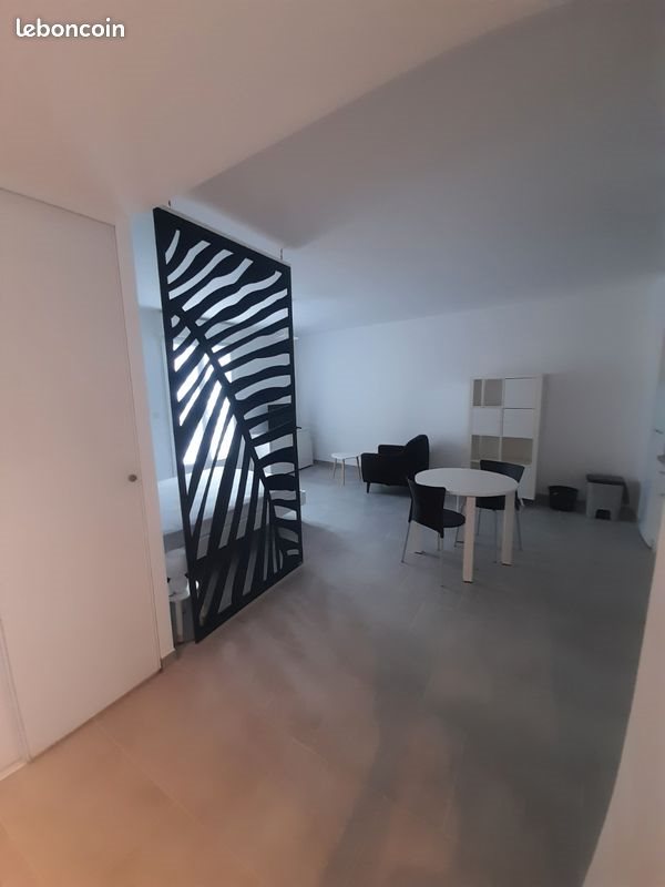 Appartement à louer, 44m², Valence