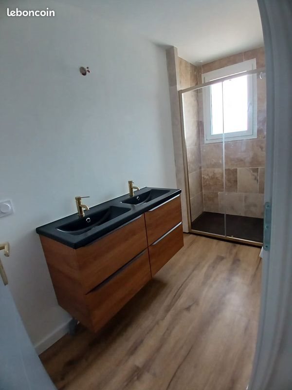 Maison à louer, 75m², Saint-Jean-le-Vieux