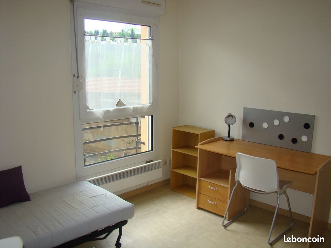 Appartement à louer, 20m², Saint-Étienne