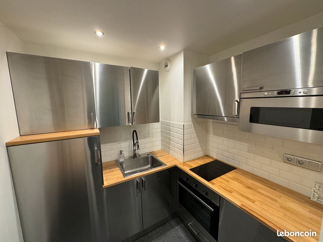 Appartement à louer, 34m², Courbevoie