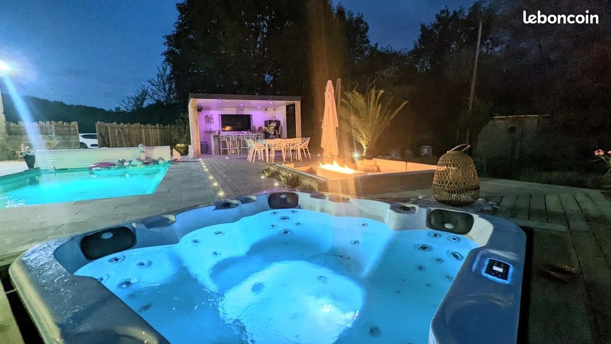 Maison à vendre, 200m², Tizac-de-Lapouyade