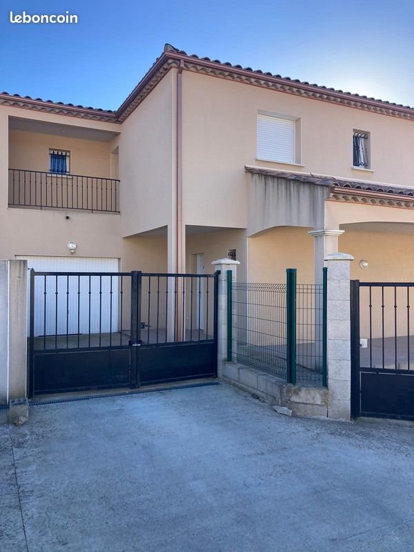 Maison à louer, 120m², Claret