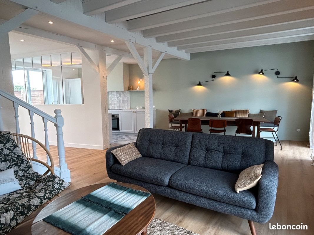 Maison à louer, 180m², Larmor-Plage