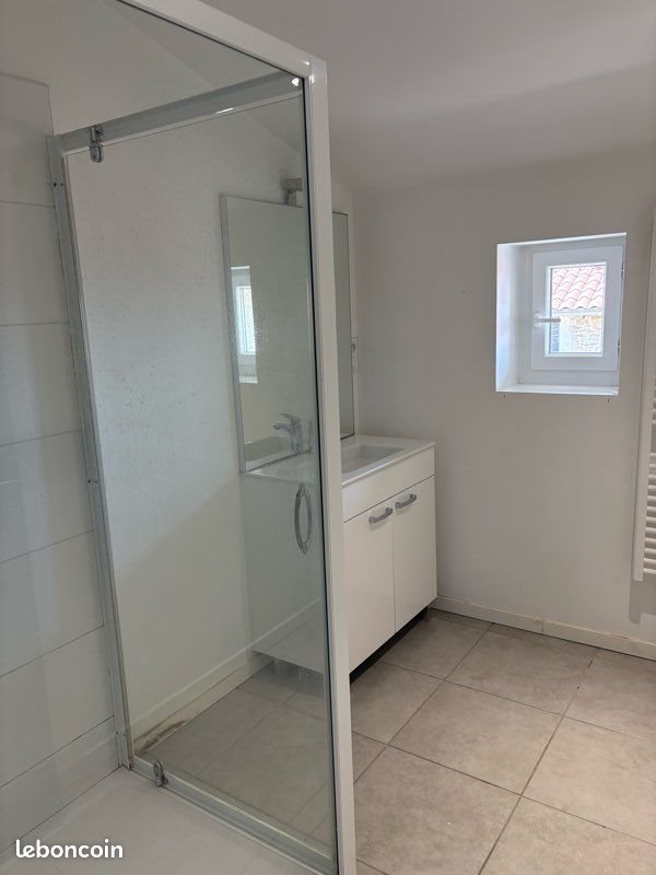 Appartement à louer, 75m², Châteauneuf