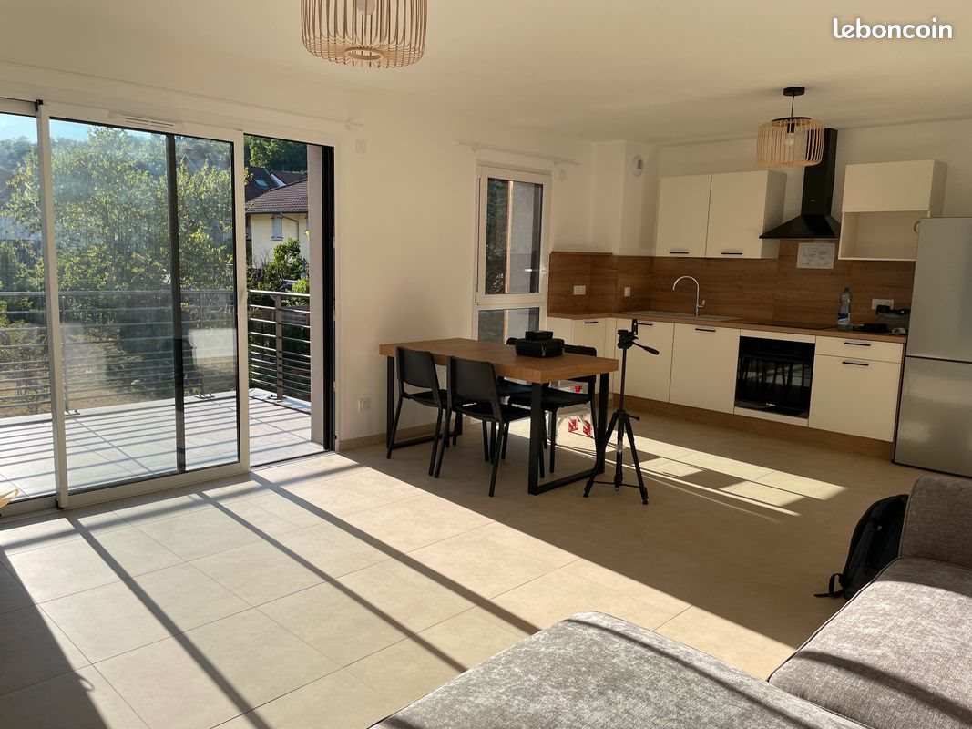 Appartement à louer, 67m², Frangy